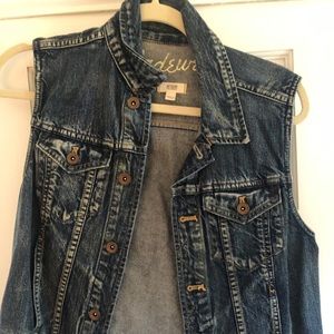 Madewell Jean vest-medium